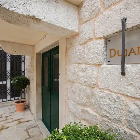 & Dujam Gasthof Split