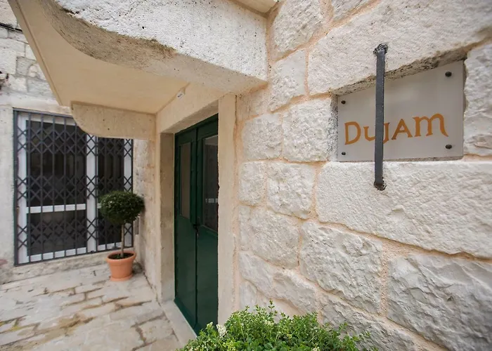 & Dujam Vendégház Split