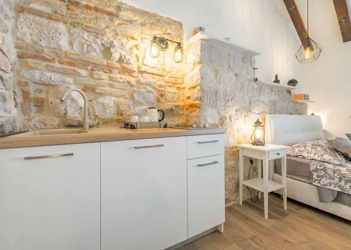 & Dujam Vendégház 4*