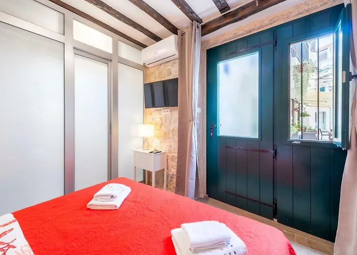 & Dujam Vendégház Split